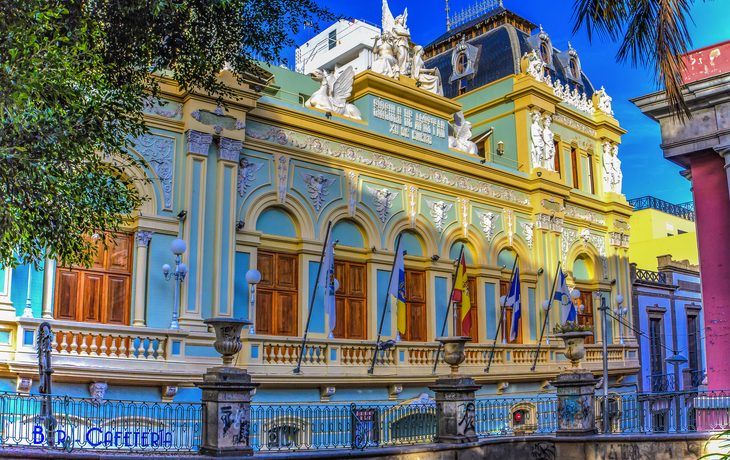 Historisches Gebäude in Santa Cruz de Tenerife auf den Kanarischen Inseln, Spanien.